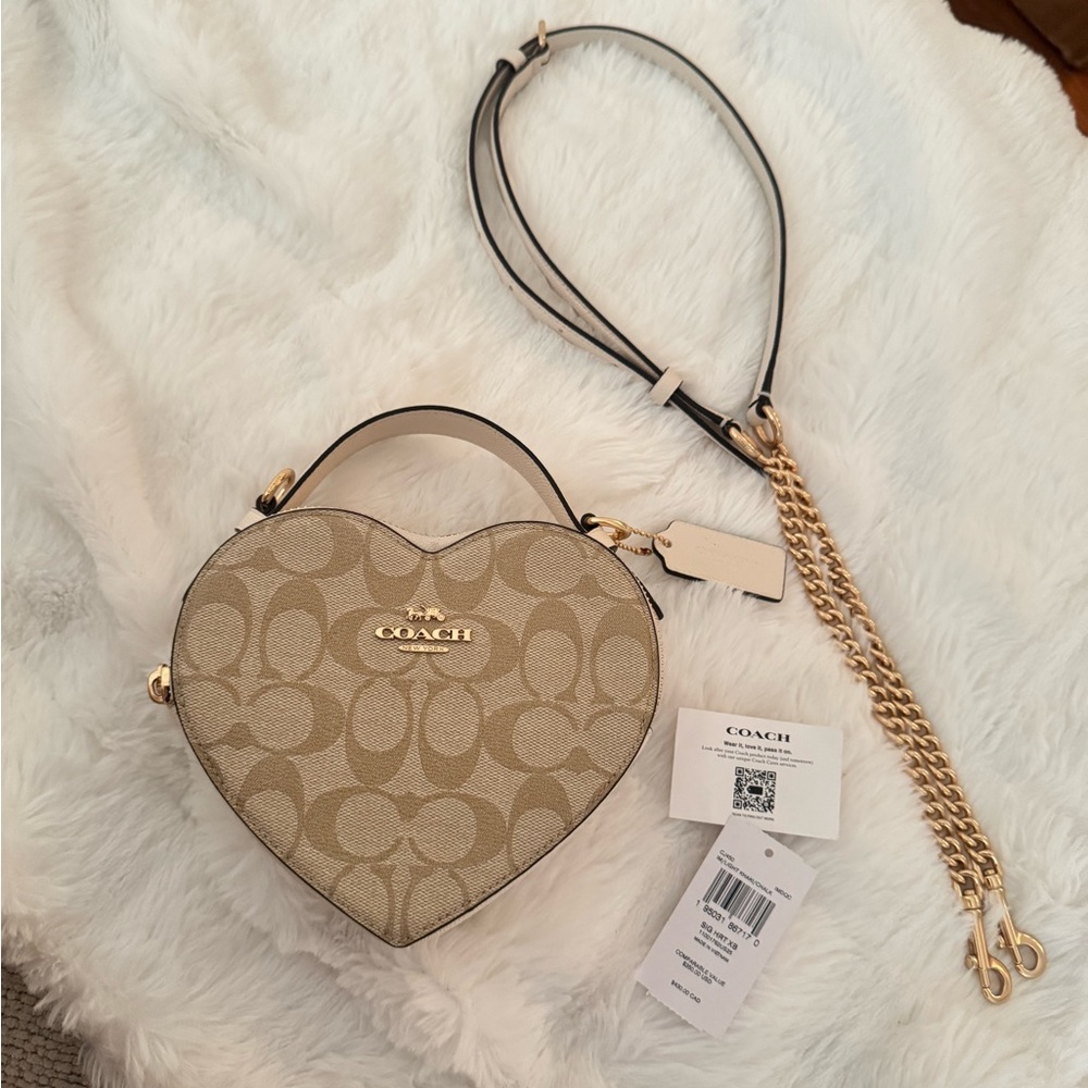 Coach Heart Crossbody in Signature Canvas